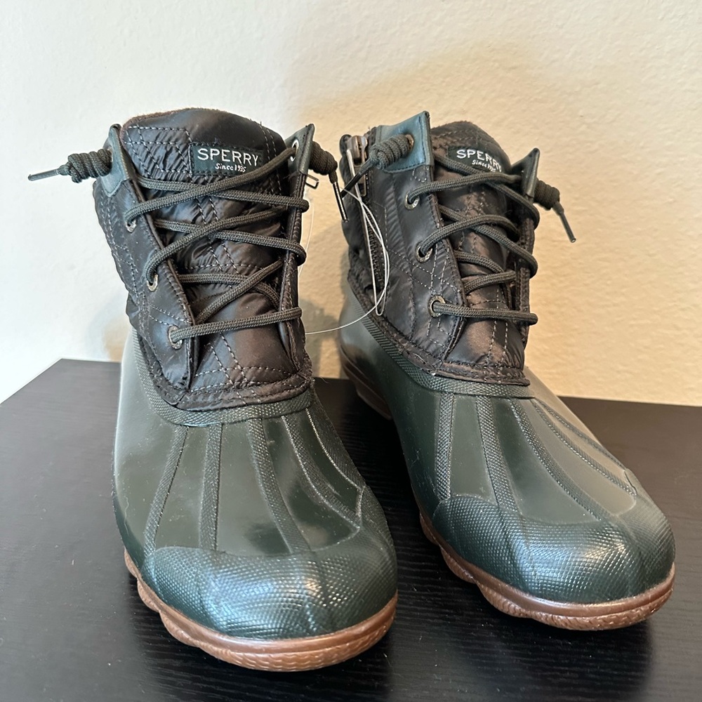 Sperry Women’s Green Duck Boots